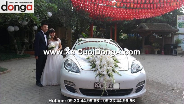 dam-cuoi-xe-cuoi-porsche-trung-kinh