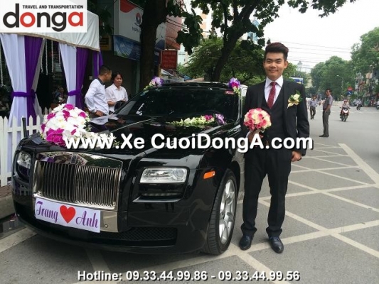 dam-cuoi-xe-cuoi-rolls-royce-ghost-den