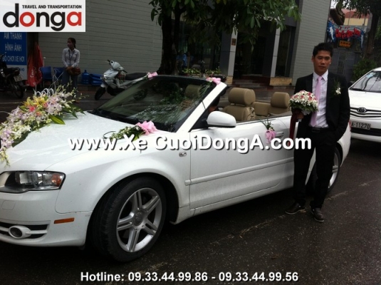 khach-hang-thue-xe-cuoi-audi-a4-mui-tran-dao-tan (5)