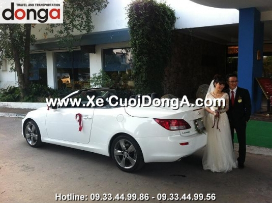 xe-cuoi-lexus-is-250c-mui-tran-thang-loi