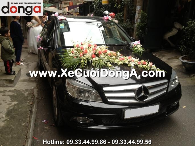 xe-cuoi-mercedes-c200-mau-den-hinh-anh-chi-tiet (5)