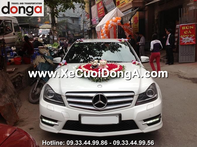 xe-cuoi-mercedes-c300-the-thao (4)