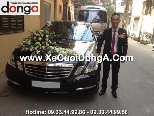 danh-gia-dich-vu-cua-khach-hang-thue-xe-cuoi-mercedes-e250-tai-dia-chi-hoang-quoc-viet