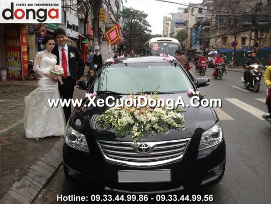 dam-cuoi-chu-re-hoang-xe-cuoi-camry-tai-dia-chi-xa-dan (2)
