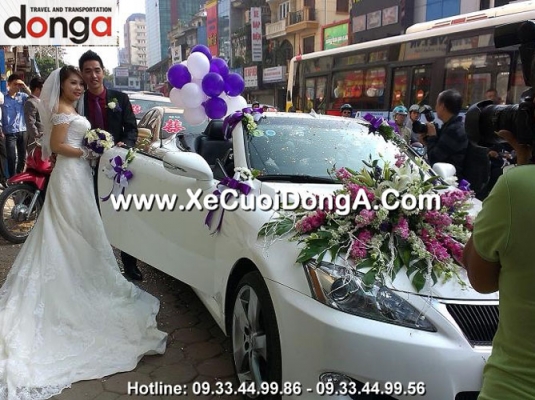 khach-hang-lang-man-ben-xe-cuoi-lexus-is250-mui-tran-tai-hao-nam