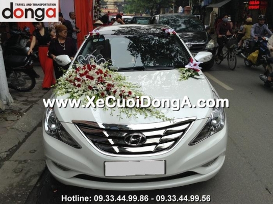 xe-cuoi-sonata-va-cach-trang-tri-hoa-phu-hop (4)