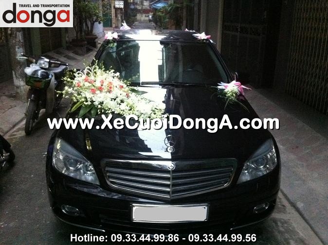 xe-cuoi-mercedes-c250-mau-den-cua-xe-cuoi-dong-a (2)