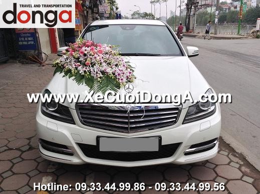 dich-vu-cho-thue-xe-cuoi-mercedes-c250-trang-gia-re-quan-ba-dinh