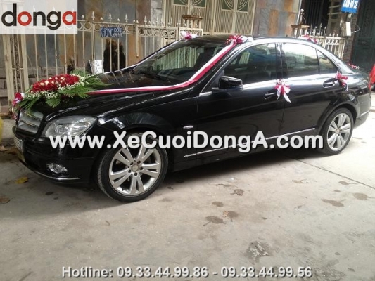 ha-noi-cho-thue-xe-cuoi-mercedes-c200-den-di-ha-nam (4)