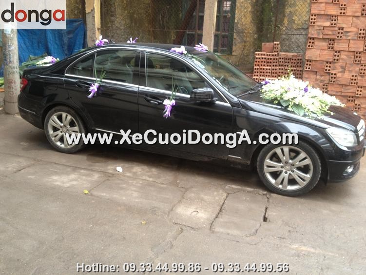 cho-thue-xe-cuoi-mercedes-c250-den-gia-re-don-dau-tai-hung-yen (3)