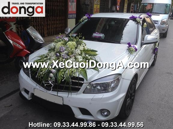 chuyen-cho-thue-xe-cuoi-mercedes-c300-uy-tin-chuyen-nghiep-di-hung-yen (1)