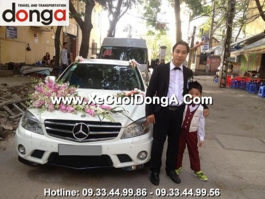 di-don-dau-ba-ninh-thue-xe-cuoi-mercedes-c300-o-dau-tot-nhat