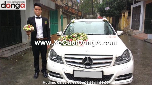 o-dau-cho-thue-xe-cuoi-mercedes-c300-di-nam-dinh