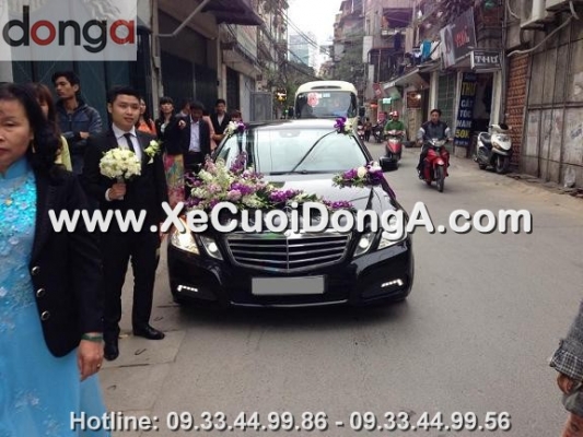cho-thue-xe-cuoi-mercedes-e300-uy-tin-nhat-quan-hai-ba-trung