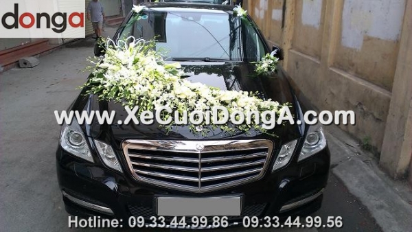 o-dau-ha-dong-cho-thue-xe-cuoi-mercedes-e250-re-nhat