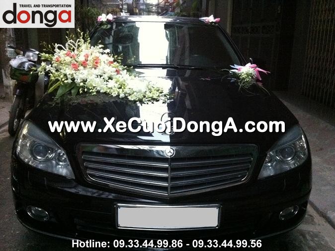 anh-xe-cuoi-mercedes-c250-mau-den (1)