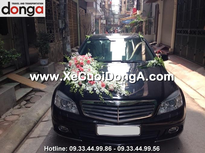 anh-xe-cuoi-mercedes-c250-mau-den