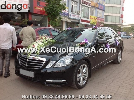cho-thue-xe-cuoi-mercedes-e300-don-dau-hai-duong-o-dau-uy-tin