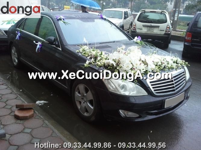 cho-thue-xe-cuoi-mercedes-s550-tot-nhat-quan-ba-dinh (2)