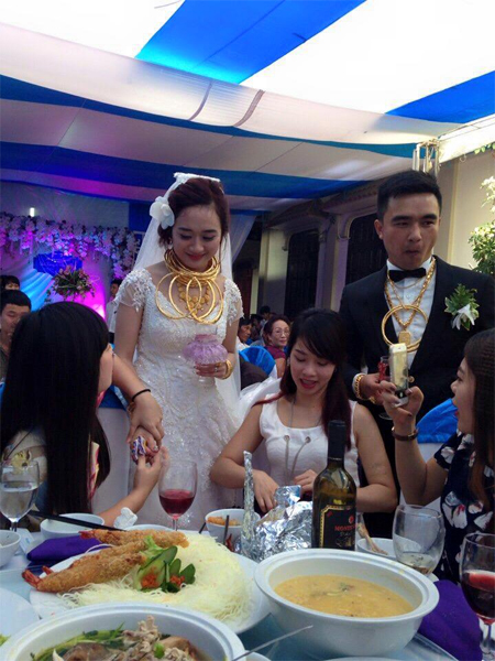 dam-cuoi-sieu-xe-o-huong-son-ha-tinh (5)