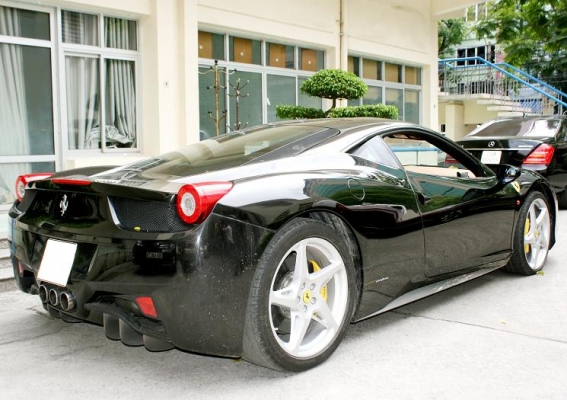 hinh-anh-xe-aston-martin (5)