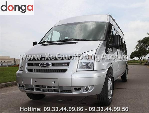 hinh-anh-xe-cuoi-16-cho-ford-transit