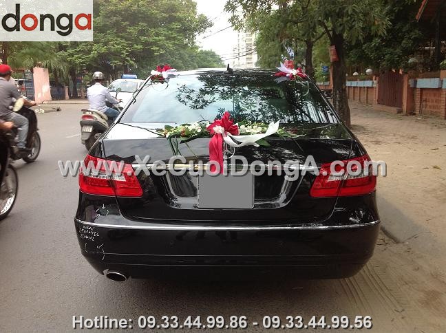 hinh-anh-xe-cuoi-mercedes-e250-mau-den (58)