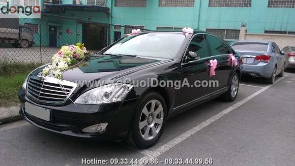lai-xe-dau-mercedes-s500-cua-dong-a-con-tre-tuoi-khong (3)