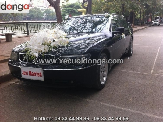 co-khuyen-mai-gi-khi-thue-xe-cuoi-bmw-760li-cua-xe-cuoi-dong-a-khong (1)