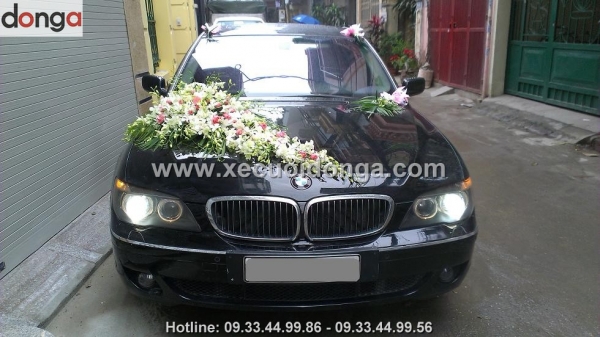 thue-xe-cuoi-bmw760li-tai-xe-cuoi-dong-a-can-dat-coc-bao-nhieu-tien