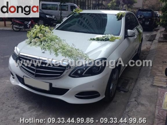 khach-hang-hai-long-khi-thue-xe-cuoi-e250 (2)