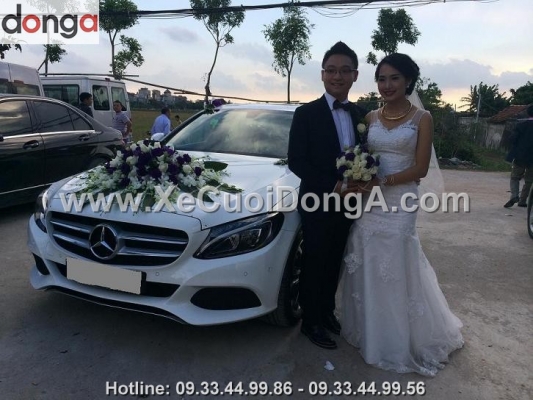 thu-tuc-thue-xe-cuoi-mercedes-c200-cua-xe-cuoi-dong-a-nhu-the-nao