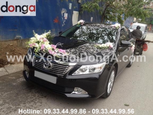chu-trong-nhan-xet-ve-dich-vu-xe-cuoi-camry-2.5-chuyen-nghiep