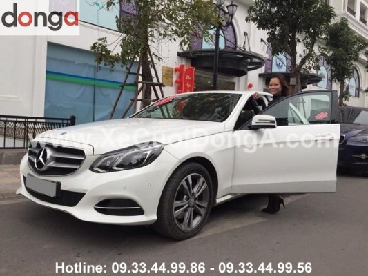 co-hien-ung-y-khi-thue-xe-cuoi-mercedes-cua-xe-cuoi-dong-a (2)