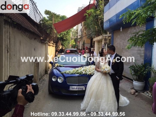 chi-linh-chia-se-xe-cuoi-bentley-xanh-cua-xe-cuoi-dong-a-rat-dep