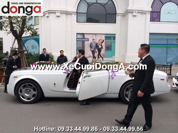 lai-xe-cuoi-rolls-royce-phantom-cua-xe-cuoi-dong-a-co-lich-lam-khong (1)