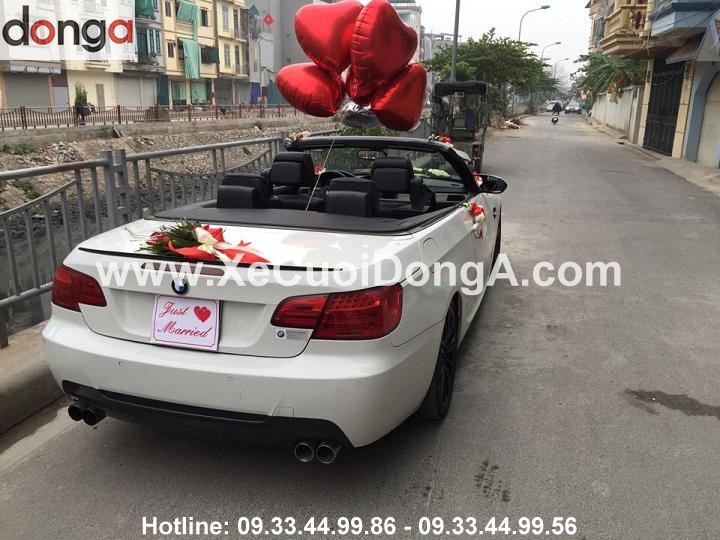 thue-xe-cuoi-bmw320i-mui-tran-cung-xe-29-cho-di-don-dau-co-duoc-khuyen-mai-gi-khong (2)