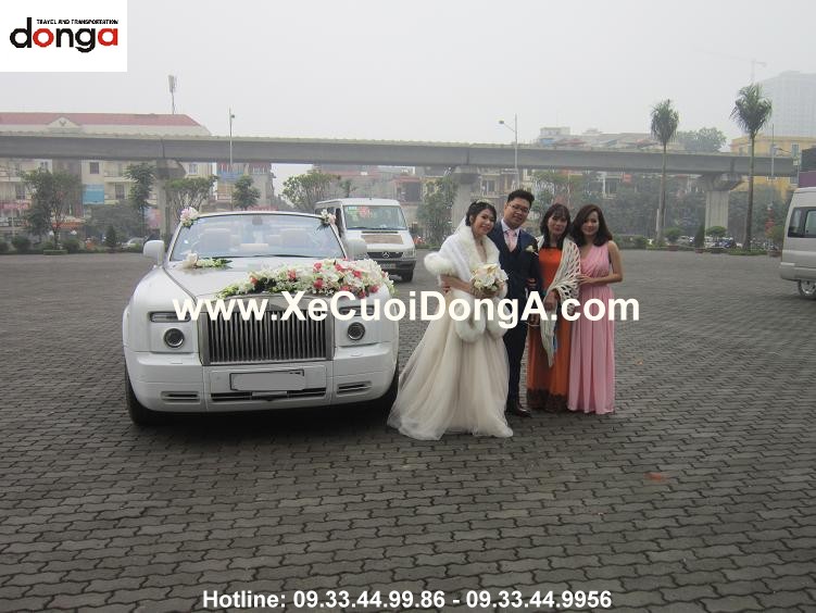 thue-xe-cuoi-rolls-royce-phantom-hay-rolls-royce-ghost-tai-xe-cuoi-dong-a