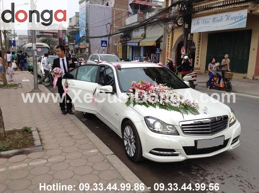 co-tram-thue-xe-cuoi-tai-tuyen-quang-danh-gia-cao-chat-luong-dich-vu-cua-dong-a (1)