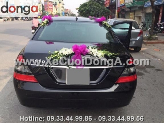 chi-thao-thue-xe-cuoi-mercedes-s550-tai-yen-bai-danh-gia-xe-cuoi-rat-moi-va-dep
