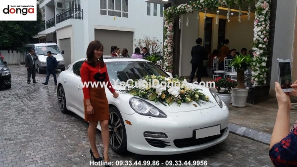 tai-sao-anh-khac-truong-thue-xe-cuoi-porsche-tai-xe-cuoi-dong-a