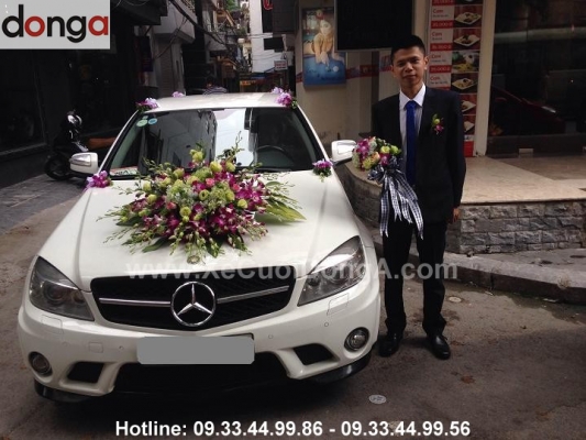 nhan-xet-cua-anh-cuong-thue-xe-cuoi-mercedes-tang-ban-dia-chi-ton-duc-thang