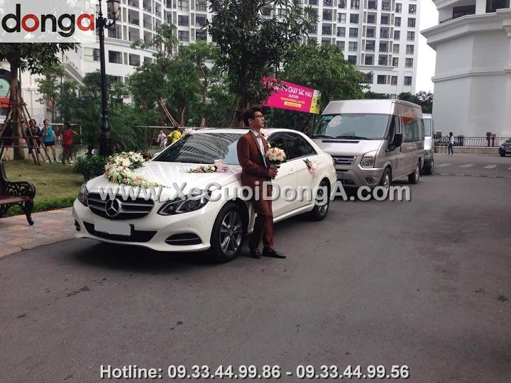 vi-sao-chon-thue-xe-cuoi-mercedes-e400-trang