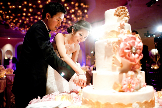 5-luu-y-khi-dat-banh-cuoi-khong-nen-bo-qua (2)
